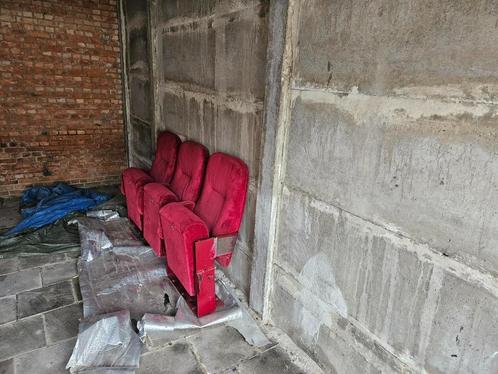 13 cinema stoelen, Antiek en Kunst, Antiek | Meubels | Stoelen en Sofa's, Ophalen