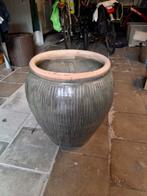 Grote stenen bloempot, Tuin en Terras, Gebruikt, Rond, Aardewerk, 40 tot 70 cm