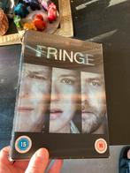 Fringe seizoen 1 met holographisch veranderde cover, Comme neuf, À partir de 12 ans, Enlèvement ou Envoi, Science-Fiction et Fantasy