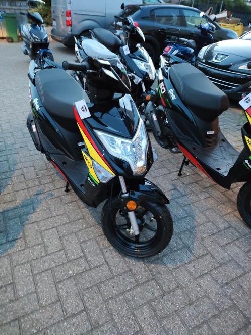 Neco one 12 ich zonder rijbewijs, Fietsen en Brommers, Scooters | Aprilia, Nieuw, Ophalen of Verzenden
