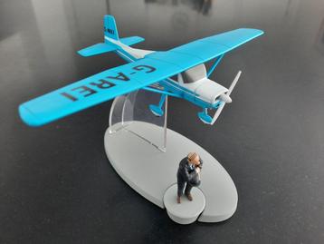 Avion Tintin n 23 Müller Les Rochers noirs avec livret disponible aux enchères