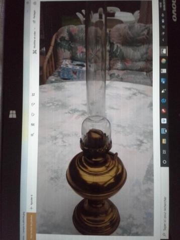 Lampe à pétrole en cuivre, Antiquités & Art, Antiquités | Éclairage, Enlèvement