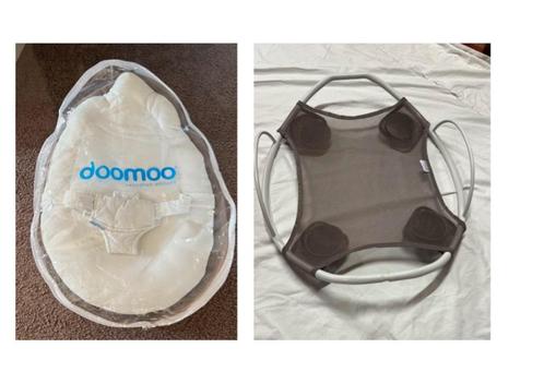 2 delige Doomoo set - Seat + Swing, Kinderen en Baby's, Wipstoeltjes, Zo goed als nieuw, Met gordel(s) of riempje(s), Verstelbaar