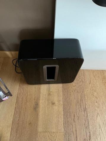 SONOS PLAY BAR avec Caisson Sub +  2 play one + 1 play 5