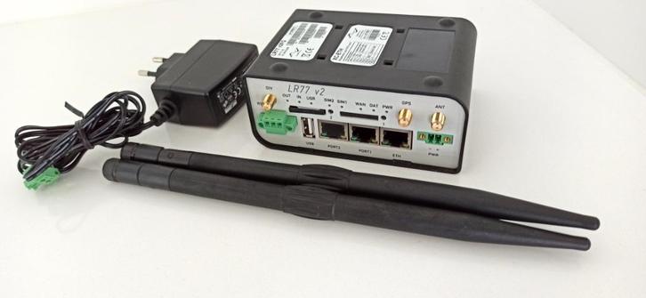 Conel Advantech LR77 Libratum 4G router, Telecommunicatie, Datacommunicatie en VoIP, Gebruikt, Ophalen of Verzenden