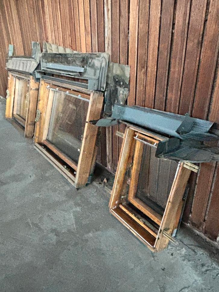 Velux, Doe-het-zelf en Bouw, Glas en Ramen, Zo goed als nieuw, Ophalen