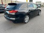 Kia Ceed SW benzine, 2023 CARPLAY/ CAMERA, Auto's, Kia, Voorwielaandrijving, Euro 6, Zwart, 1000 cc