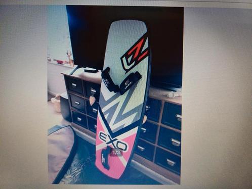 Levitaz Exo kitefolieplank in perfecte staat 2x geserveerd, Watersport en Boten, Kitesurfen, Zo goed als nieuw, Overige typen