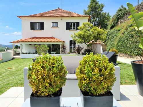 Charming Residential Tourism with Proven Profitability and G, Immo, Buitenland, Portugal, Woonhuis, Landelijk