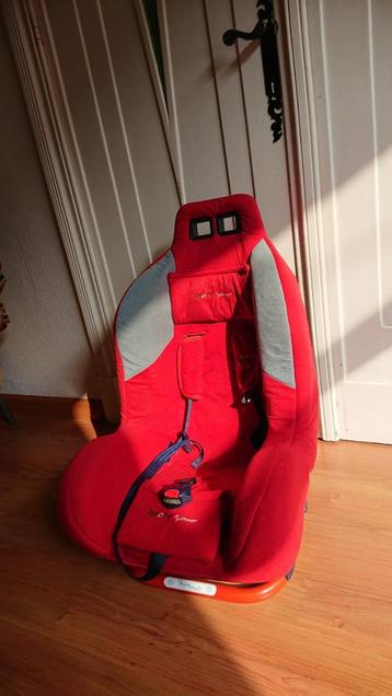 Autostoel, rood, degelijk. Premaman Sport