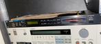 Roland S330 12 bit sampler 1U, Comme neuf, Roland, Enlèvement ou Envoi