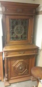 Armoire "tête de lion", Ophalen