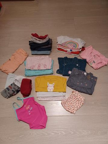 Kledijpakket voor babymeisjes maat 80 beschikbaar voor biedingen