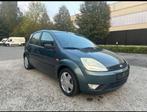 FORD FIËSTA 1.4 16V TREND-AIRCO-EURO4-GEKEURD VOOR VERKOOP!, Auto's, Voorwielaandrijving, Stof, Zwart, 4 cilinders