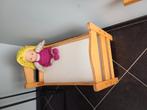 Houten poppen bed met popje, Ophalen, Gebruikt