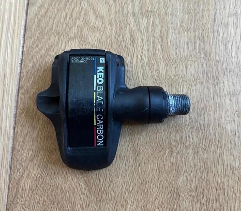 Look Keo blade carbonpedaal (links), Fietsen en Brommers, Fietsonderdelen, Gebruikt, Racefiets, Crankstel of Pedalen, Ophalen of Verzenden
