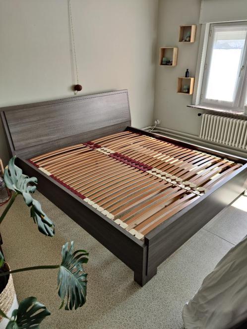 Bed 180 x 200 cm, Huis en Inrichting, Slaapkamer | Bedden, Zo goed als nieuw, Tweepersoons, 180 cm, 200 cm, Hout, Ophalen