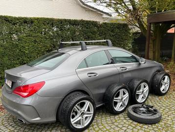 Mercedes winterbanden op velg + dakdrager + set reservewiel disponible aux enchères