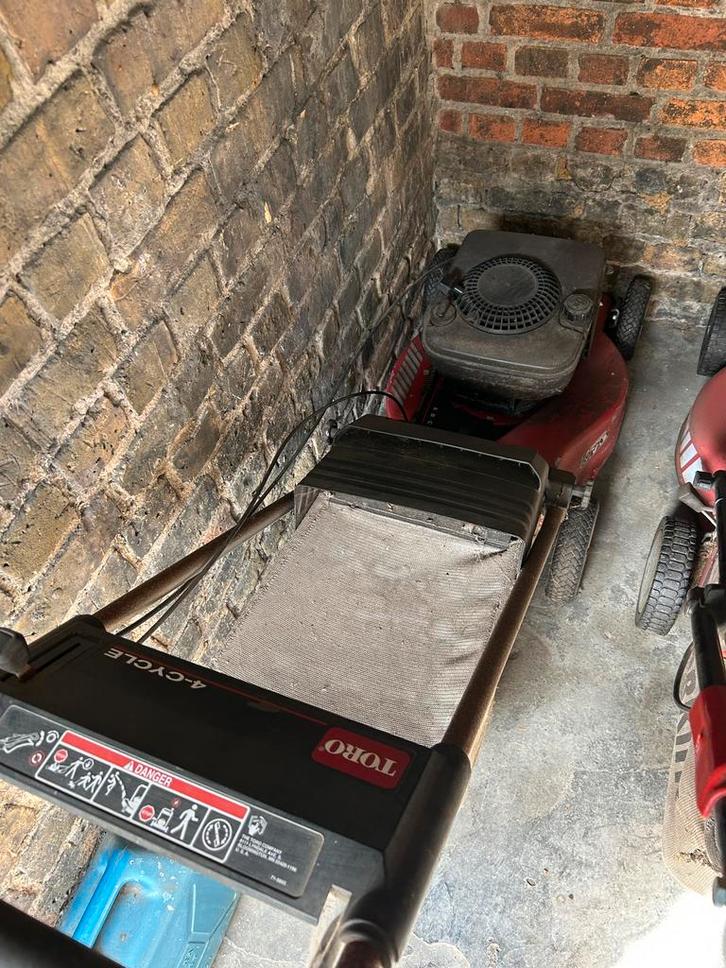 Grasmaaier benzine toro 4 cilinder, Tuin en Terras, Grasmaaiers, Gebruikt, Benzine-grasmaaier, 40 t/m 49 cm, Cirkelmaaier, Opvangbak