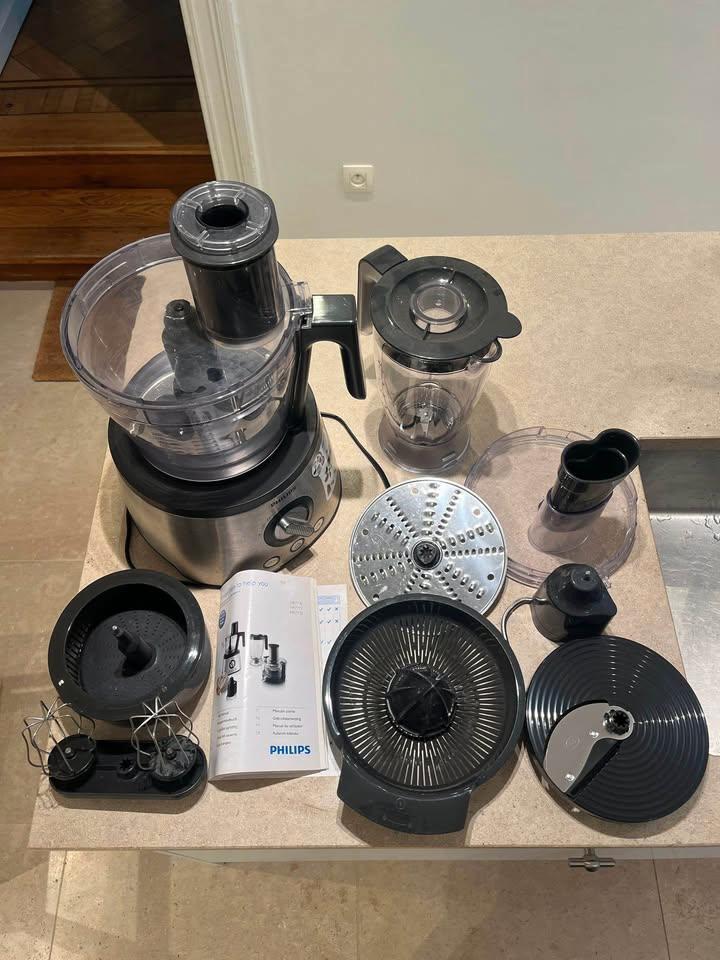 Robot ménager Philips - comme neuf, Electroménager, Mélangeurs de cuisine, Comme neuf, 1 à 2 litres, Enlèvement