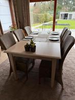 Tafel en zes stoelen, Ophalen, Gebruikt, 4 tot 6 stoelen