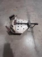 Etaux équerre en lot, Enlèvement, Utilisé