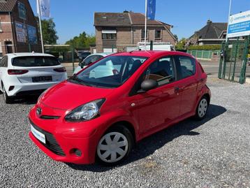Toyota Aygo 1.0i benzine, 81.000 km's, 2014, Airco +Garantie beschikbaar voor biedingen