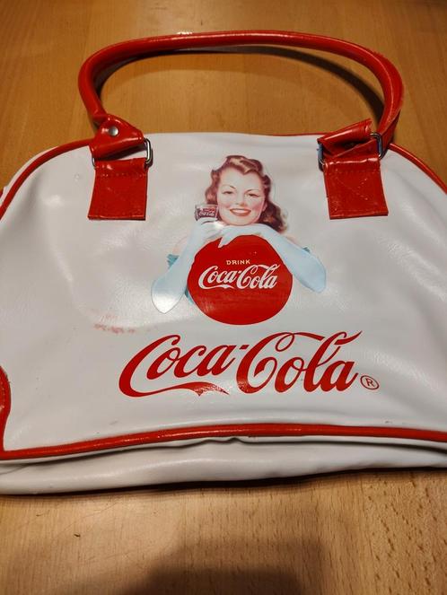 Coca-Cola verzameling textiel, handtas, petjes, t-shirts, Verzamelen, Merken en Reclamevoorwerpen, Zo goed als nieuw, Ophalen