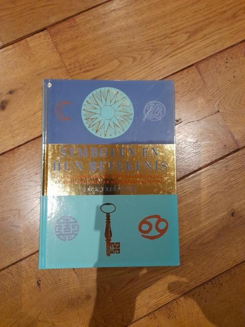 Boek: "symbolen en hun betekenis', Livres, Ésotérisme & Spiritualité, Comme neuf, Arrière-plan et information, Autres sujets/thèmes
