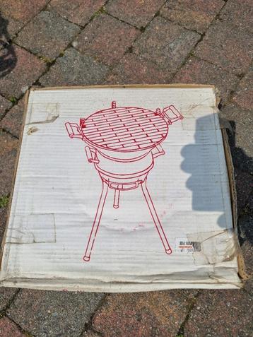 kleine barbeque - draagbaar  beschikbaar voor biedingen