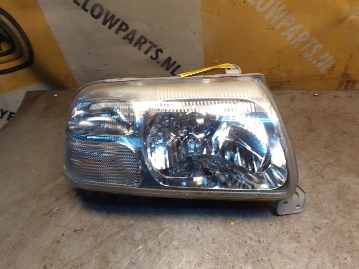 Phare droit d'un Suzuki Grand Vitara, Autos : Pièces & Accessoires, Éclairage, Suzuki, Utilisé, 3 mois de garantie, Enlèvement ou Envoi