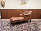 Klassiek Engelse Chesterfield Chaise Longue, Ophalen of Verzenden