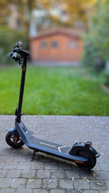 Elektrische step Niu Kqi 2 Pro - Zo goed als nieuw 