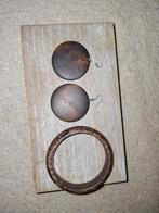 Houten oorbellen, armband, doos, Enlèvement