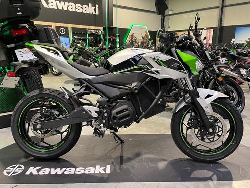 Z e-1 NIEUW OP STOCK, Motos, Motos | Kawasaki, Entreprise, Naked bike, jusqu'à 11 kW, Enlèvement ou Envoi