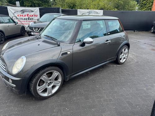 Mini cooper D 1.4 diesel 2006, Auto's, Mini, Bedrijf, Te koop, Cooper, Diesel, Euro 4, Berline, 2 deurs, Handgeschakeld, Zilver of Grijs