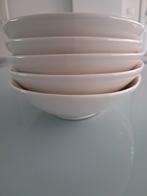 5 witte diepe vierkante spaghetti borden, Huis en Inrichting, Ophalen of Verzenden, Zo goed als nieuw, Porselein, Bord(en)