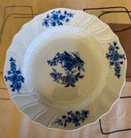 Assiette en porcelaine tendre Tournai, Enlèvement