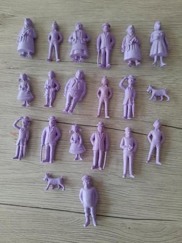 20 figurines violettes, Tintin, Esso Belvision, Bon état 