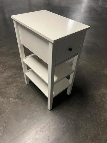 Ikea Hemnes nachttafeltje wit beschikbaar voor biedingen