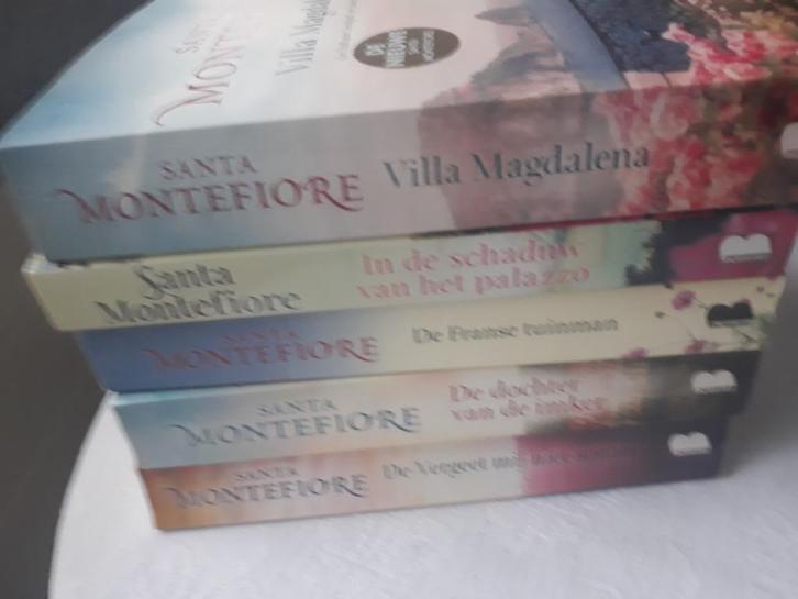 Santa Montefiore - romans, Boeken, Romans, Zo goed als nieuw, Ophalen of Verzenden
