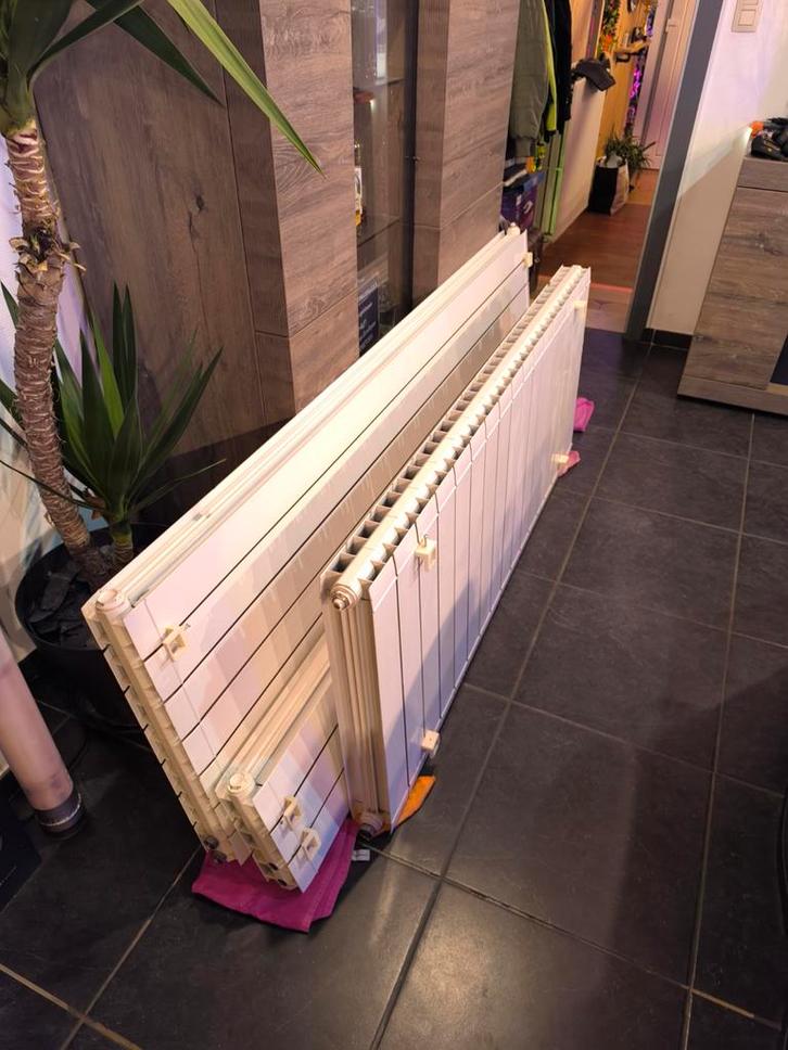 Radiateurs comme neufs à saisir ⭐⭐⭐, Bricolage & Construction, Chauffage & Radiateurs