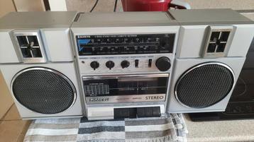 Modèle Sanyo M9811LU