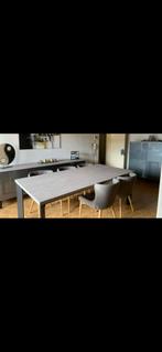 Industriele eetplaats, Antiek en Kunst, Ophalen