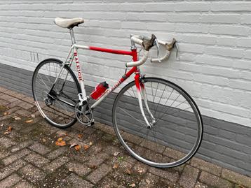 Mooie Raleigh Corsa racefiets/ retro/ vintage wielren fiets beschikbaar voor biedingen