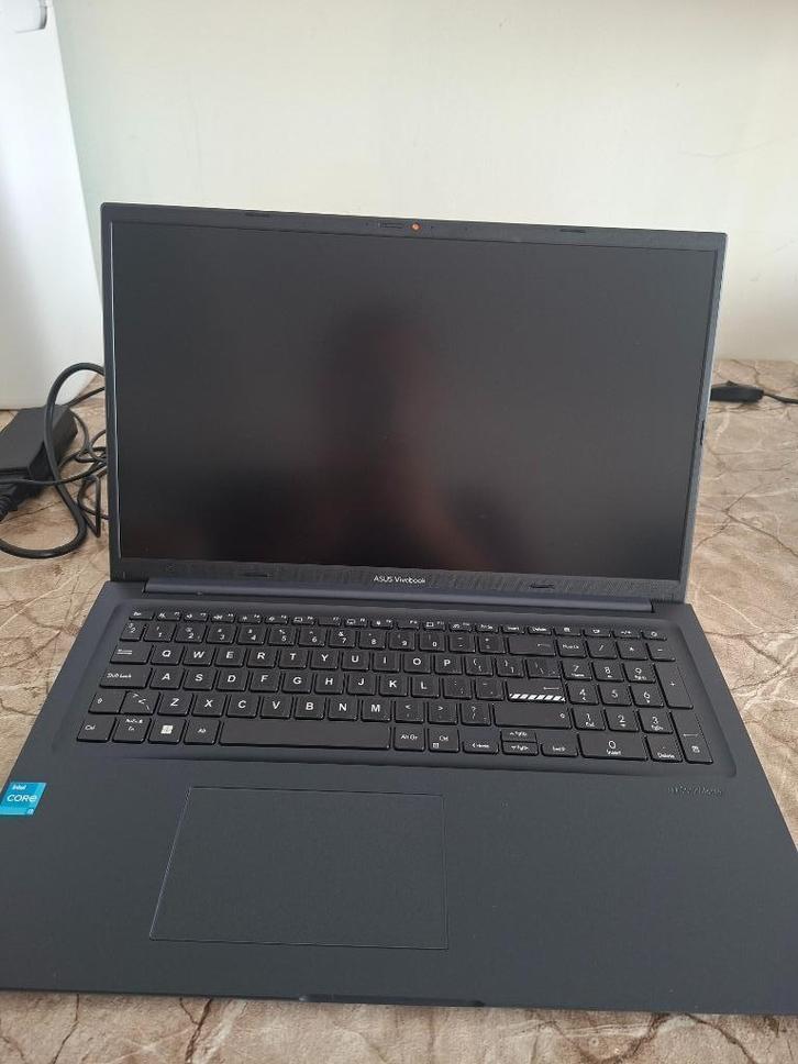 Asus Vivobook 17, Computers en Software, Windows Laptops, Zo goed als nieuw, 17 inch of meer, SSD, Minder dan 2 Ghz, 16 GB, Azerty