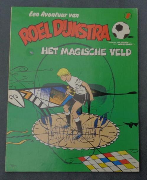 ROEL DIJKSTRA 8 Le champ magique 1985 FOOTBALL STRIP stripal, Livres, BD, Utilisé, Enlèvement ou Envoi