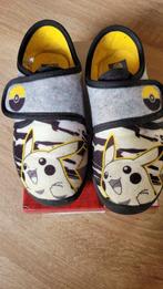 pantoffels pokemon maatje 29, Kinderen en Baby's, Kinderkleding | Schoenen en Sokken, Ophalen, Gebruikt, Jongen of Meisje, Overige typen