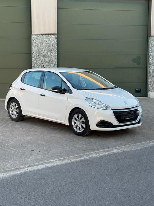 Peugeot 208, Auto's, Peugeot, Particulier, Benzine, Euro 6, Stadsauto, 5 deurs, Handgeschakeld, Wit, Ophalen