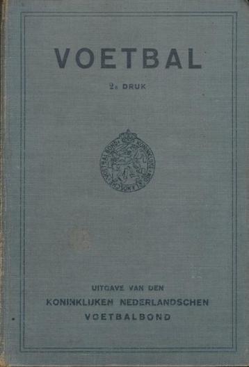(sp75) Voetbal, een handleiding voor het spel, 1931 beschikbaar voor biedingen